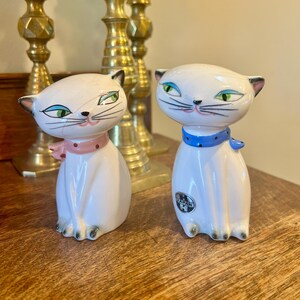 Holt Howard Cozy Kitten Cat Salt and Pepper Shakers Mid Century 1950s Retro Kitchen Decor Vintage 1950s Figurines