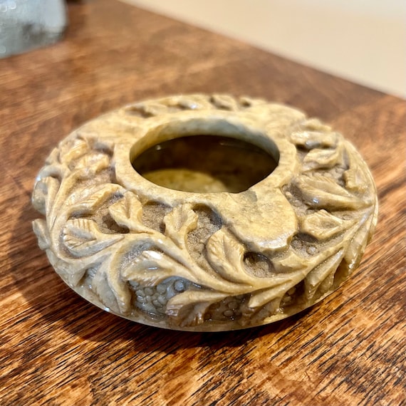 Carved Jasper Ashtray Beige Natural Stone Vintage Smoking Rock