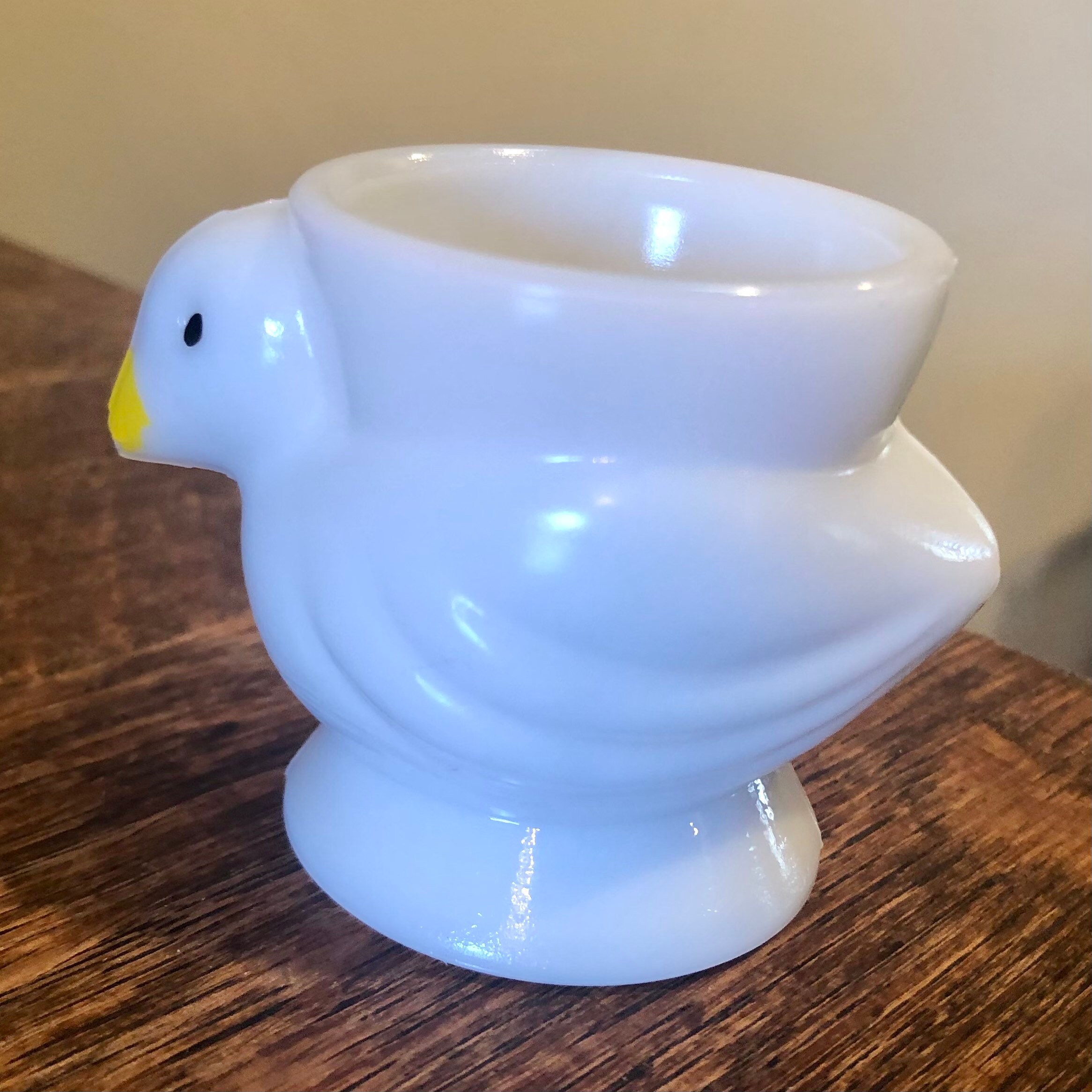 ヴィンテージ オパレックス ミルクガラス ひよこ型エッグカップ 手描き