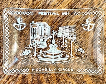 Plat en verre Festival of Britain 1951 | Souvenir de Piccadilly Circus à Londres