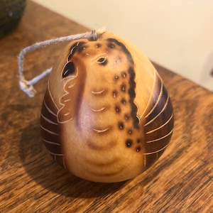 Peruvian Gourd Bird Ornament Hand Painted Gourd Peru Vintage Christmas Holiday Decor Tree Trimming Wreath Accessory