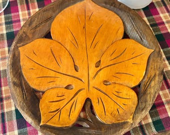 Poland Folk Art Solid Wood Hand Carved Plate Vintage Round Tray Decorative Leaf