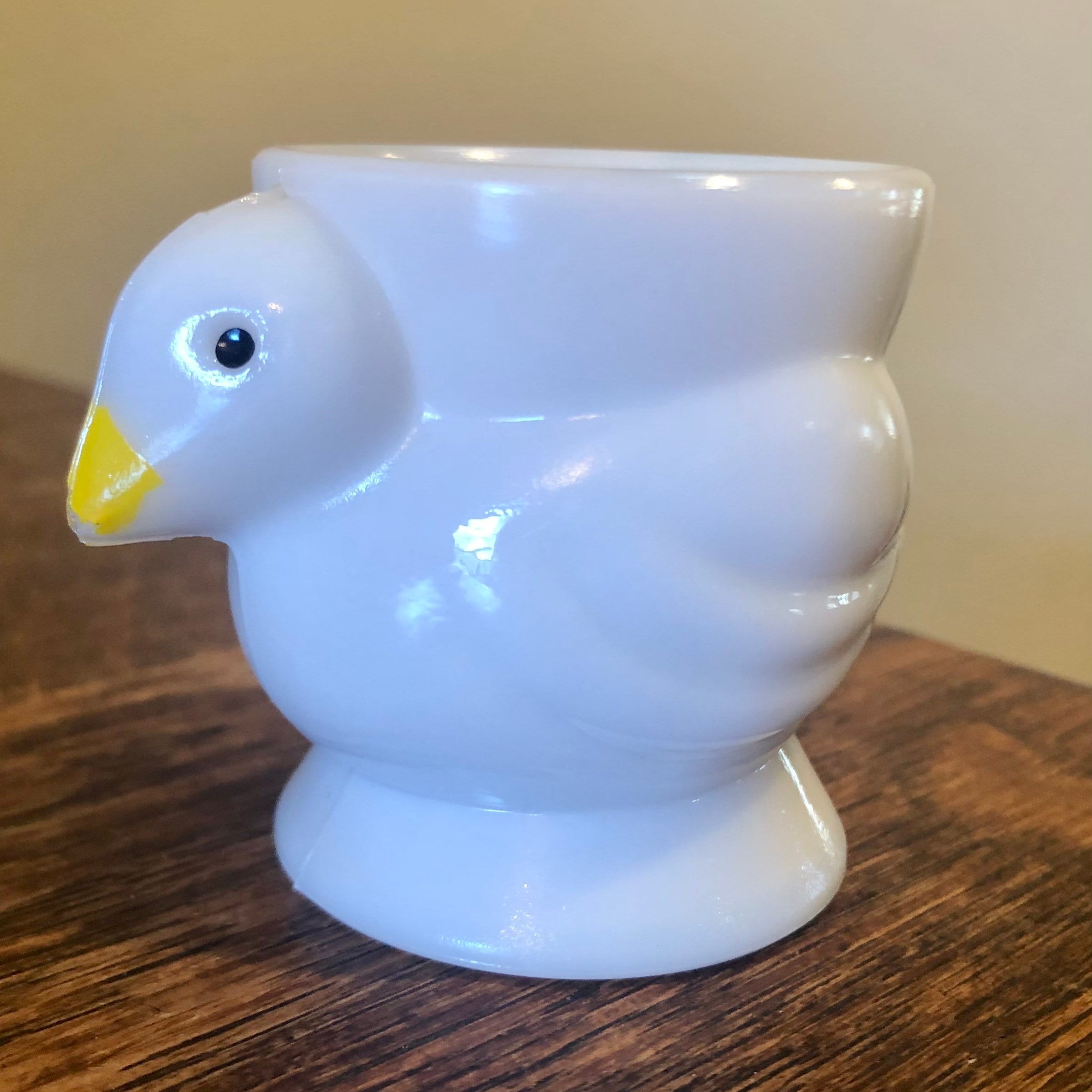 ヴィンテージ オパレックス ミルクガラス ひよこ型エッグカップ 手描き