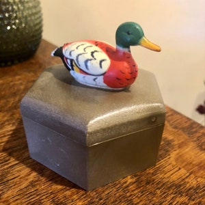 Vintage Duck Trinket Box: Hong Kong Plastic Hexagon Keepsake