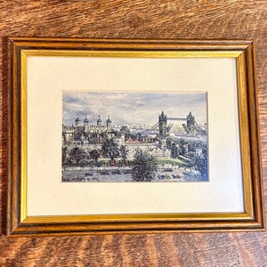 Ingelijste kunstkaart London Tower and Tower Bridge van H. Moss, vintage wanddecoratie, Engeland