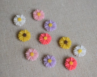 10 Colorful Daisy Push Pins, Memo Board Tacks