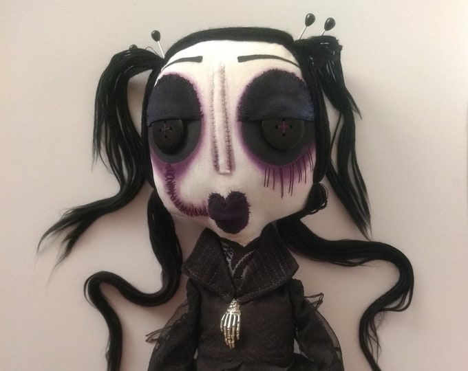 The Widow - Handmade doll / gothic doll / Creepy Cute Doll