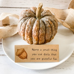 Thanksgiving Tisch Tischkarten, Thanksgiving Tischdekoration, Diskussionsstarter, Herbst Printables, Konversationsstarter