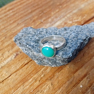 Chrysoprase sterling silver ring.