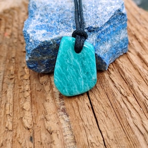 Amzonite stone pendant on cotton cord
