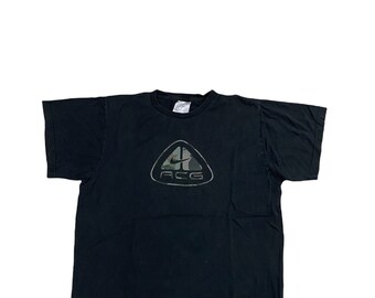 nike acg tee