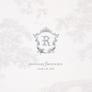 Elegant Vintage Wedding Monogram Crest, Line Art Wedding Crest with Vintage Monogram