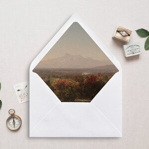Druckbares Umschlagfutter, A7, Euro Flap, Quadrat Flap, Herbst Landschaft Umschlag Liner für 5x7 Hochzeitseinladungen, Oktober in den Bergen