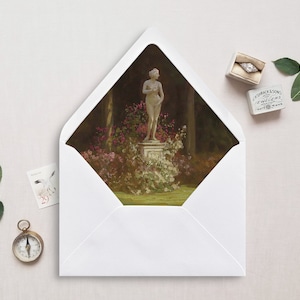 Druckbare Umschlag Unterlage, A7, Euro Klappe, quadratische Klappe, Garten Hochzeit Umschlag Liner für 5x7 Hochzeitseinladungen, Rosengarten mit Statue