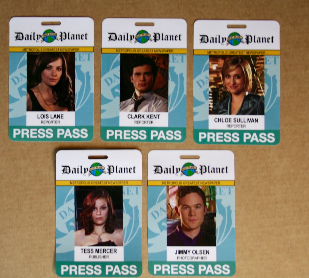 Smallville DAILY ID Badges Fan Art clark Kent, Lois Lane, Chloe