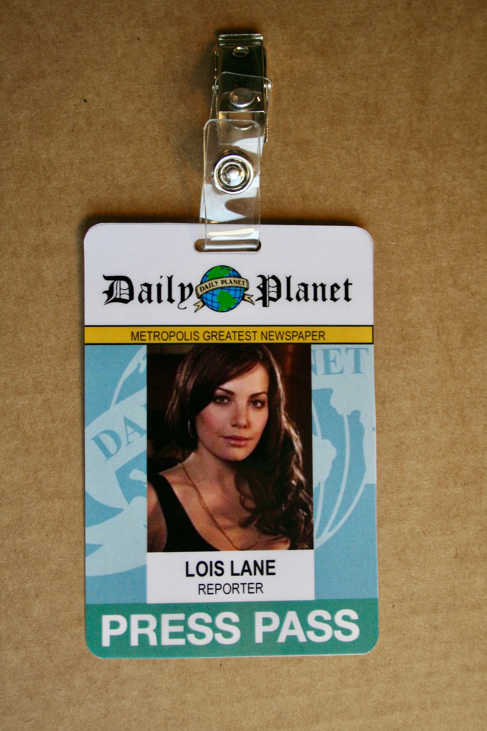 Smallville DAILY ID Badges Fan Art clark Kent, Lois Lane, Chloe
