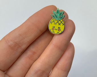 Lapel Pin Hat Pin Tie Tack with Colorful Enamel and Funny Pun Pin It Pineapple