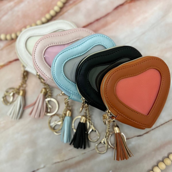 Heart shaped Ita coin keychain pouch, display pins and store your small items!