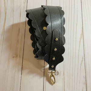 Vegan leather scallop design crossbody bag strap with lobster clasps. Attach to any purse, adjustable length strap