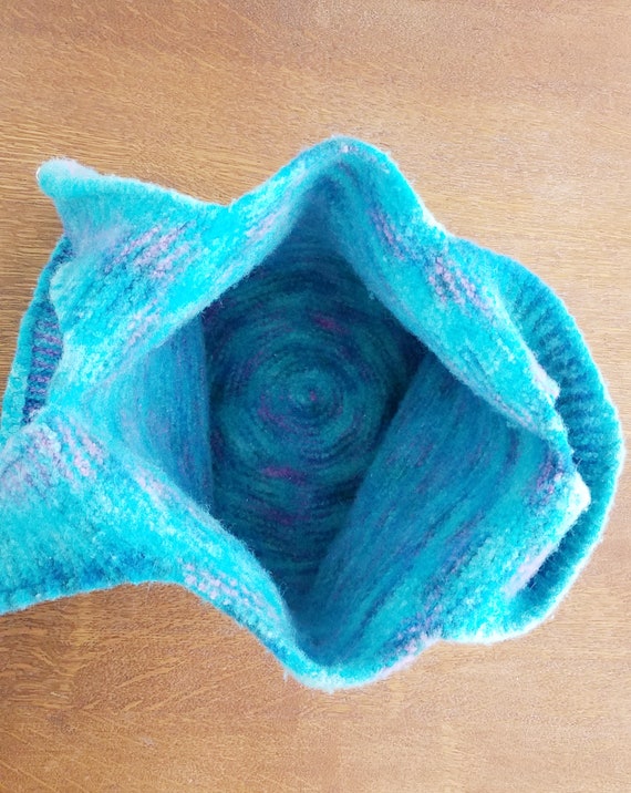 Hand Knit and Felted Purse in Turquoise - image 4