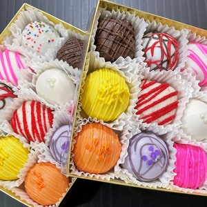 Assorted Cake Bite Treats!