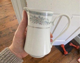 Crown Ming Fine China Creamer Jian Shiang Design
