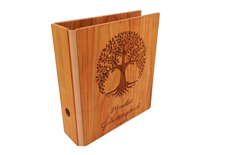 Cartella in legno, realizzata a mano - con albero della vita e incisione personalizzata Cartella I compleanno immagine 2