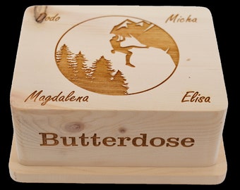 Personalisierte Butterdose | mit vier Namen personalisierbar | in zwei Motiven erhältlich | Naturbelassenes Zirbenholz | Schadstofffrei