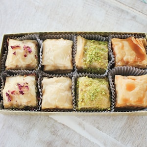 8 Piece Assorted Baklava Package, Sampler  Baklava Package, Mixed Baklava Gift, Lebanese Baklava, Eid Maamoul, Eid Gift, Lebanese Sweets