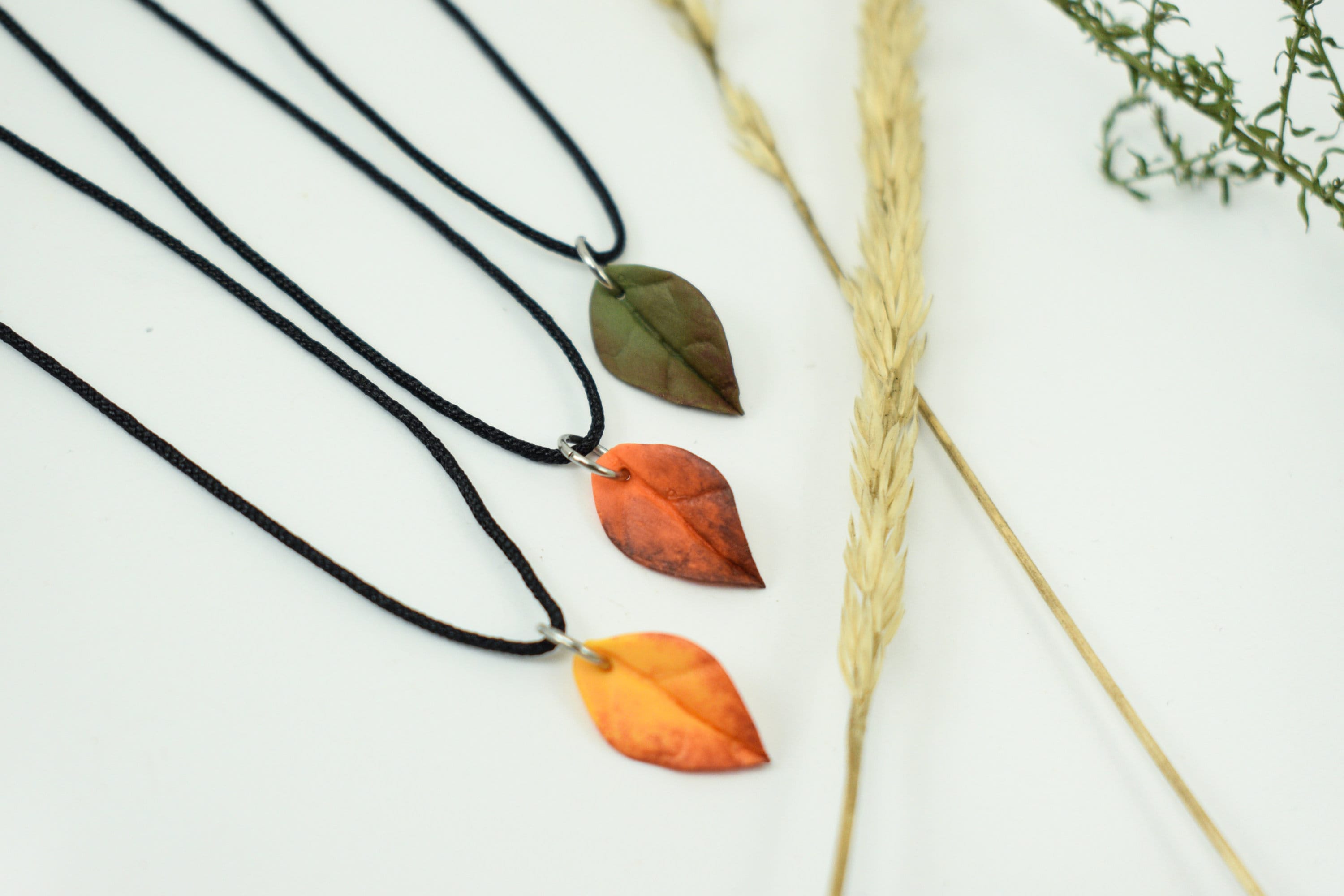Large Brown Leaf Necklace Boho Wedding Jewelry Statement Polymer Clay Jewelry for Women Earth Tone Gift Bronze Autumn Fall Leaves Necklace
