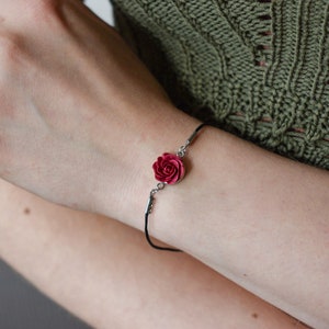 Red rose bracelet, polymer clay flower bracelet, floral polymer clay bracelet, polymer clay floral jewelry, clay charm bracelet, rose gift