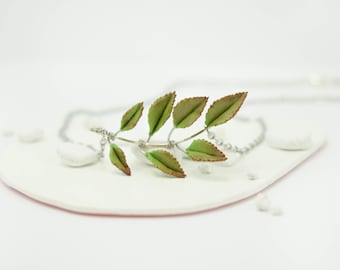 Green leaf necklace, polymer clay necklace, green leaf pendant, plants jewelry, branch necklace, plant necklace, polymer clay leaf jewelry