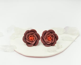 Stud rose earrings, polymer clay flower earring, stud flower earring, polymer clay rose earring, rose earring for mom, gradient rose earring