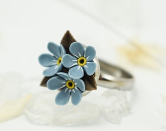 Forget me not ring, blue flower ring, polymer clay ring, botanical ring, boho flower ring, polymer clay flower, forget me not jewelry