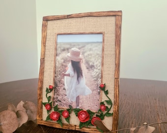 Floral picture frame, 3,5x5 photo frame, custom photo frame, one-of-a-kind photo stand, cold porcelain rose, family photo, baby photo holder