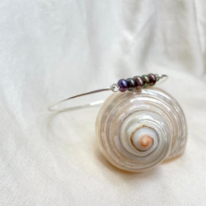 Schwarze Perle Sterling Silber Armreif: Zierliches Süßwasser Perlen Armband