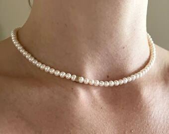 Small pearl necklace, 9ct gold and pearl choker, 15 1/2” pearl necklace,