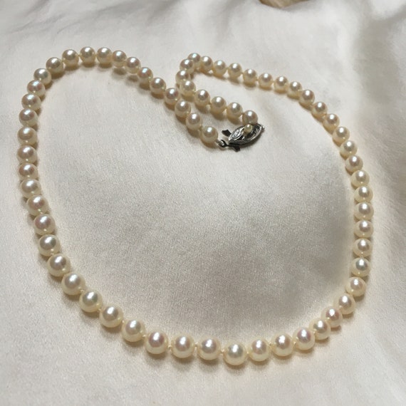Collier De Perles TASAKI Du Japon Avec Pendentif Cœur - Luxe Et élégance !