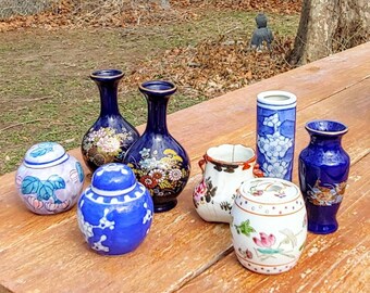 Vtg Miniature Asian Vases