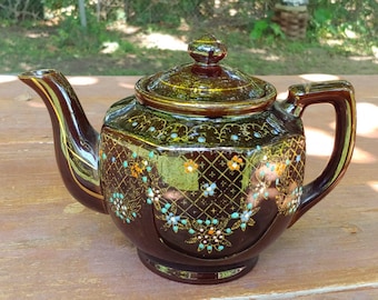 Moriage Redware Teapot