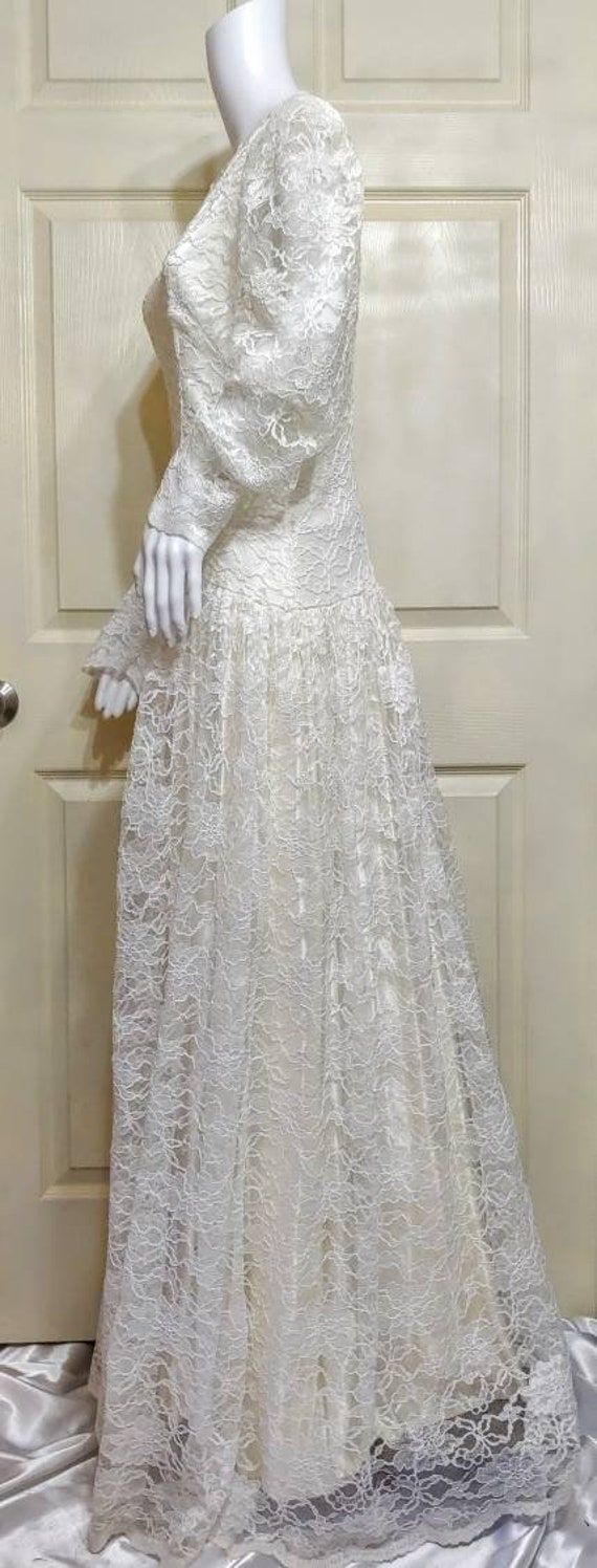 Vintage Wedding Dress - image 3