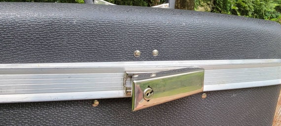 Vintage Train Case - image 7