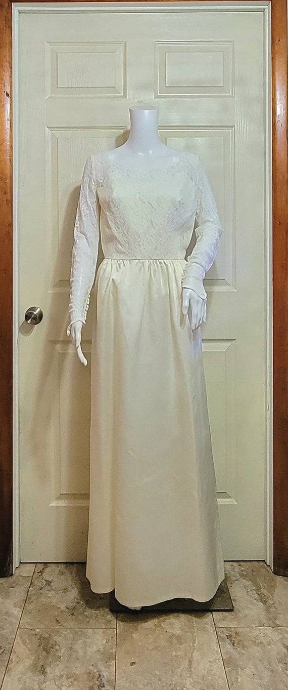 Vintage Wedding Dress - image 1