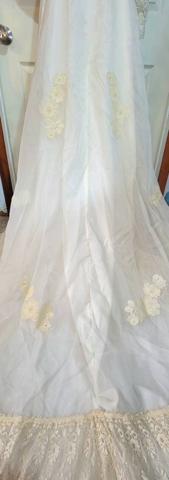 Vintage  Wedding Dress - image 10