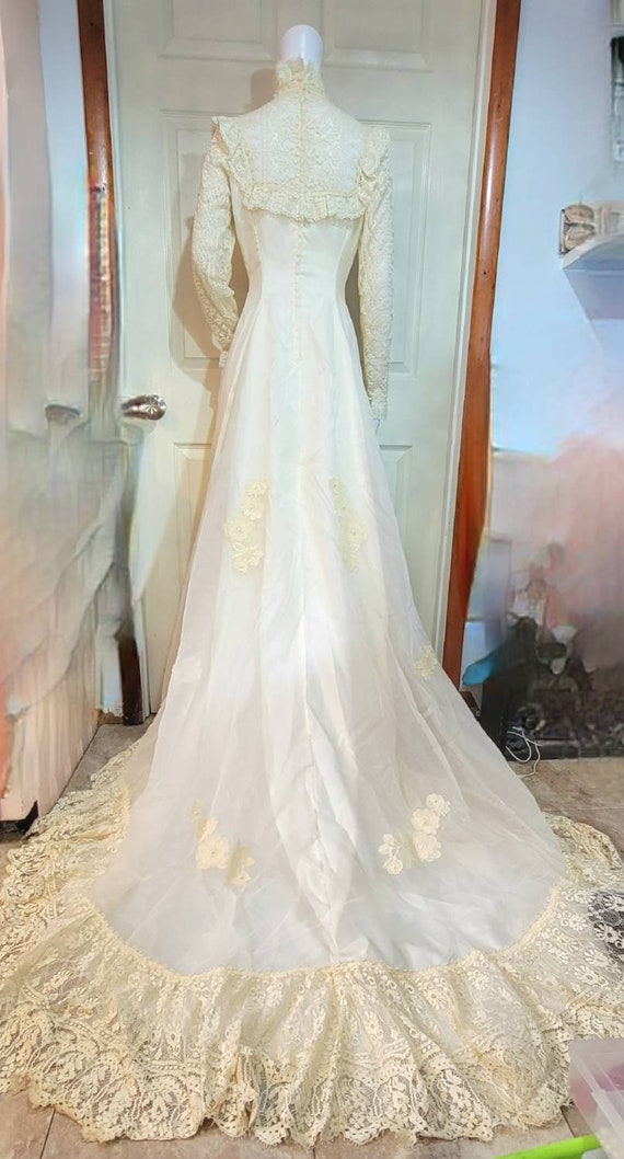 Vintage  Wedding Dress - image 2