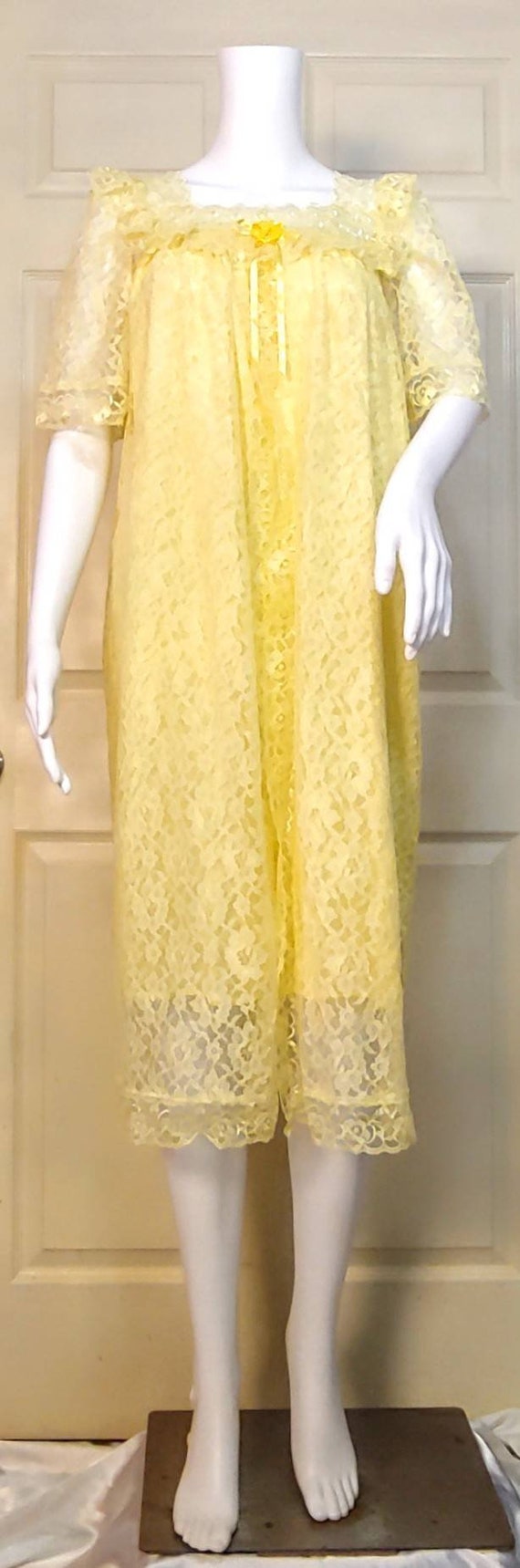 Vtg Nightgown