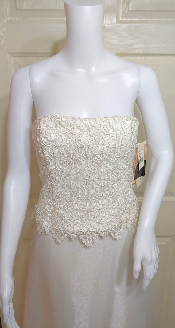 Vintage Wedding Dress - image 4