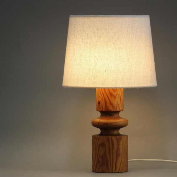 Vintage Swedish 1960s Table lamp by Uno & Östen Kristiansson for Luxus, Vittsjö - Pinewood