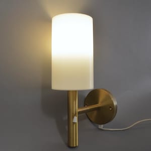 Vintage 1960s Luxus Vittsjö - Brass Wall lamp with Acrylic Opaline Shade. Swedish Mid-Century Design Uno & Östen Kristiansson.