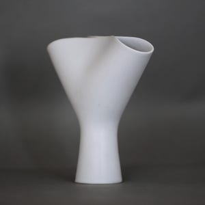 Vintage 1950s Gustavsberg &quot;Veckla&quot; Vase Design: Stig Lindberg Fine Pottery Mid-Century